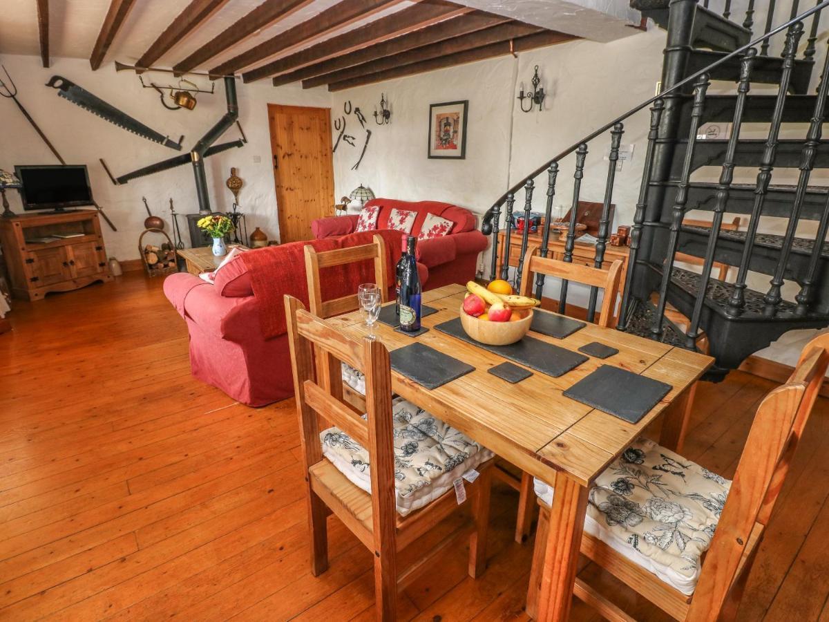 Primose Cottage Milford Haven Exterior photo